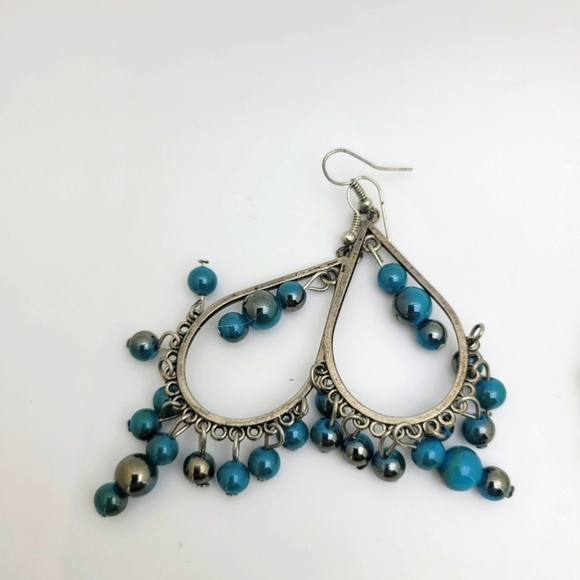 Lot of 8 Blue Silver & Gold Tone Vintage Earrings Set + NIP Bracelet - Picture 10 of 10